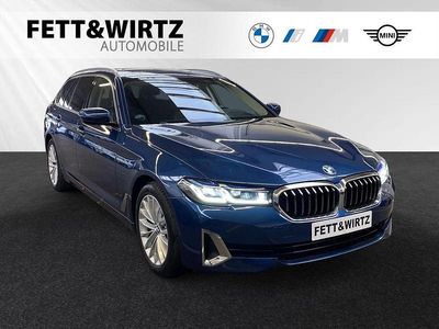 Gebraucht BMW 520 Luxury Line 190 PS (139 kW) 2022 Phytonicblau metallic Kombi