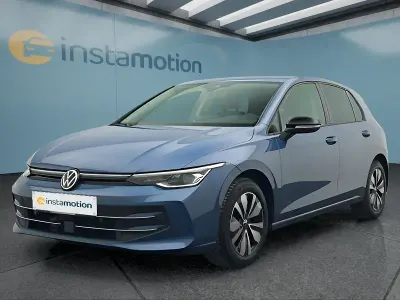 Gebraucht VW Golf VIII 150 PS (110 kW) 2025 Blau Kleinwagen