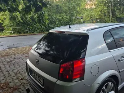 Gebraucht Opel Signum Cosmo 155 PS (114 kW) 2006 Silber Kleinwagen