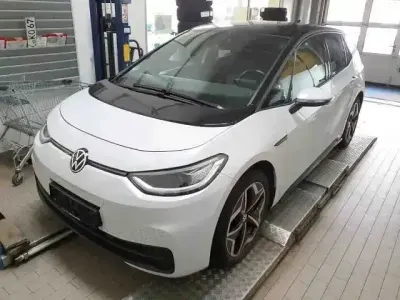 Usata VW ID.3 Pure 110 kW (150 CV) 2021 Bianco Utilitaria