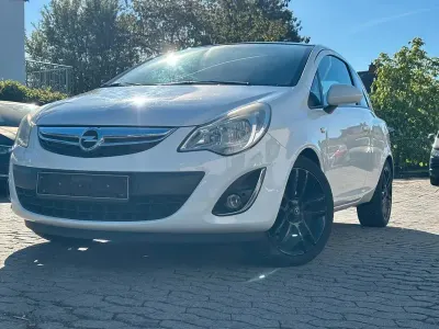 Brugt Opel Corsa Color Edition 87 HK (63 kW) 2011 Hvid Hatchback