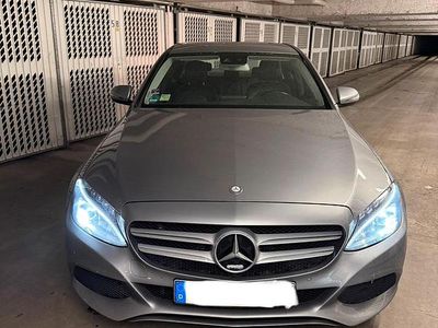 Silber Gebraucht 2016 Mercedes C220 Limousine | 17.850 € (Fairer Preis)