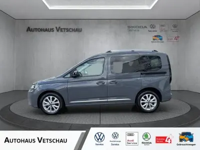 Gebraucht VW Caddy Style 122 PS (89 kW) 2024 Grau Van / Kleinbus