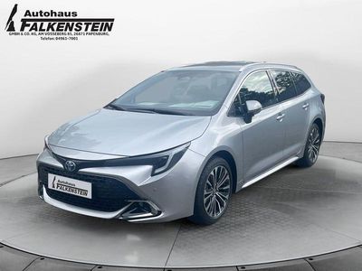 Shimmering silver metallic Gebraucht 2024 Toyota Corolla Comfort Kombi | 28.980 € (Fairer Preis)