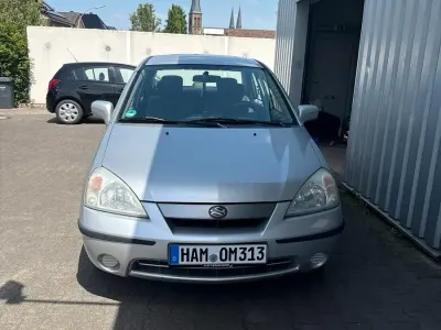 Gebraucht Suzuki Liana 90 PS (66 kW) 2002 Silber Limousine