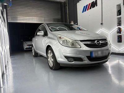 Gebraucht Opel Corsa Edition 90 PS (66 kW) 2008 Silber Kleinwagen