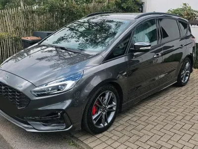 Gebraucht Ford S-MAX ST-Line 239 PS (175 kW) 2020 Grau Van / Kleinbus
