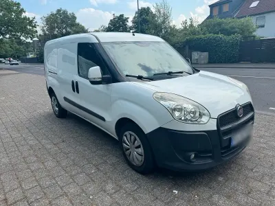 Gebraucht Fiat Doblò 90 PS (66 kW) 2012 Weiß Van / Kleinbus