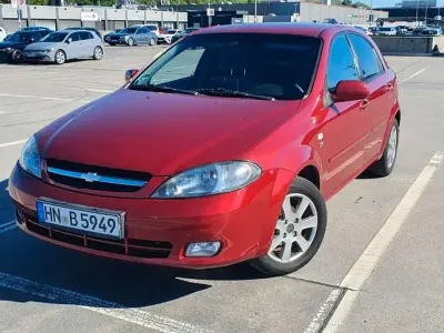 Second-hand Chevrolet Lacetti SX 109 CP (80 kW) 2006 Roșu Berlinǎ