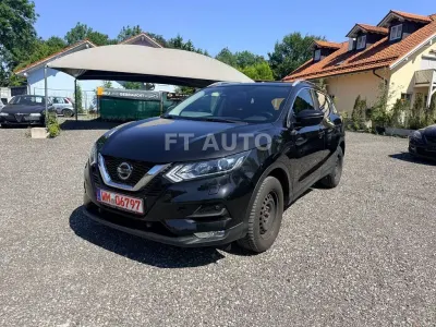 Gebraucht Nissan Qashqai Acenta 116 PS (85 kW) 2018 Schwarz SUV