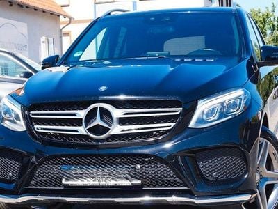 Second-hand Mercedes GLE400 333 CP (244 kW) 2016 Negru SUV