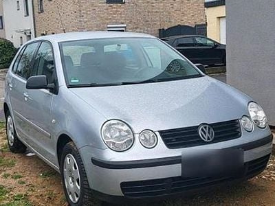 Gebraucht VW Polo 65 PS (47 kW) 2003 Silber Kleinwagen