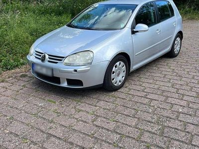 Usata VW Golf IV 105 CV (77 kW) 2006 Argento Berlina