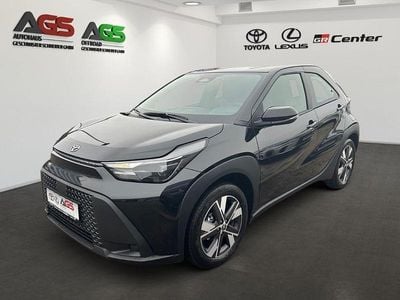 Neu Toyota Aygo X Active 116 PS (85 kW) 2026 Schwarz SUV