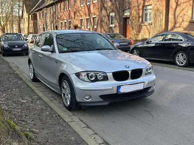 Gebraucht BMW 118 130 PS (95 kW) 2005 Grau Kleinwagen