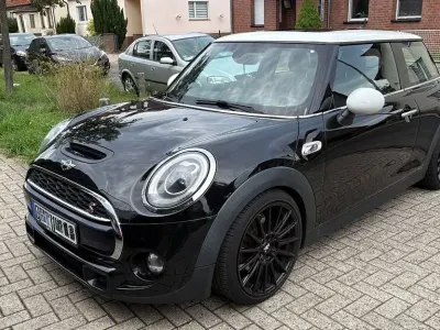 Gebraucht Mini Cooper S 192 PS (141 kW) 2014 Schwarz Kleinwagen