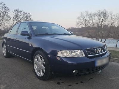 Gebraucht Audi A4 115 PS (84 kW) 2000 Blau Limousine