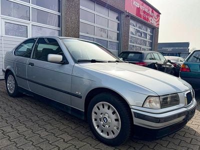Gebraucht BMW 318 Compact 140 PS (102 kW) 1996 Silber Kleinwagen