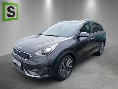 Gebraucht Kia Niro Spirit 141 PS (103 kW) 2018 Grau SUV