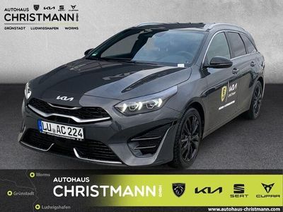 Dark penta metal Gebraucht 2024 Kia Ceed Sportswagon GT-Line Kombi | 30.790 € (Teuer)
