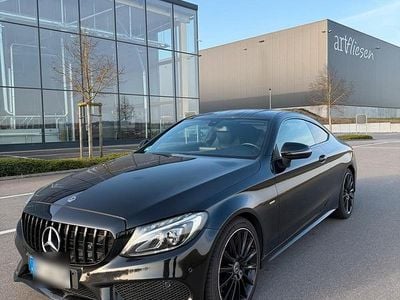 Usata Mercedes C300 AMG line 245 CV (180 kW) 2018 Nero Coupé