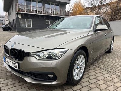 BMW 330e