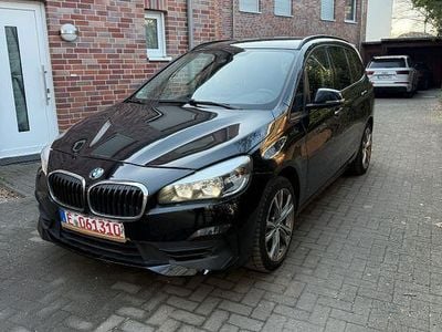 Gebraucht BMW 218 Performance 150 PS (110 kW) 2018 Schwarz Kombi