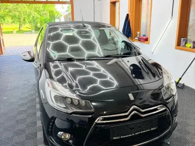 Gebraucht Citroën DS3 So Chic 99 PS (72 kW) 2015 Schwarz Kleinwagen