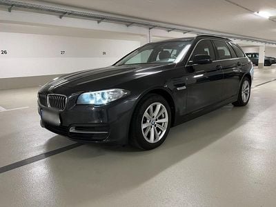 Grau Gebraucht 2015 BMW 518 Kombi | 9.500 € (Guter Preis)