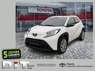 Gebraucht Toyota Aygo Play 72 PS (52 kW) 2024 Super white 2 Kleinwagen