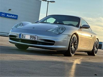 Porsche 911 Carrera