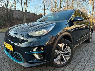 Blau Gebraucht 2021 Kia e-Niro SUV | 19.790 € (Guter Preis)