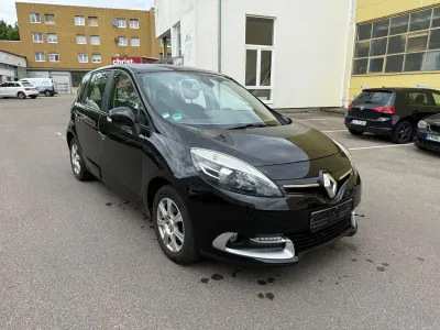 Gebraucht Renault Scenic E-Tech Initiale Paris 132 PS (97 kW) 2014 Schwarz Van / Kleinbus
