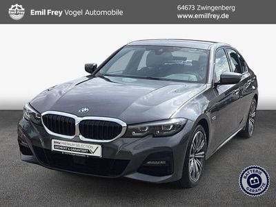 BMW 330e