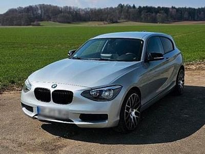 Gebraucht BMW 116 136 PS (100 kW) 2014 Silber Kleinwagen