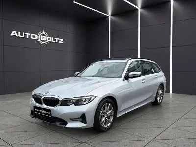 Gebraucht BMW 330 Sport Line 258 PS (189 kW) 2021 Silber Kombi