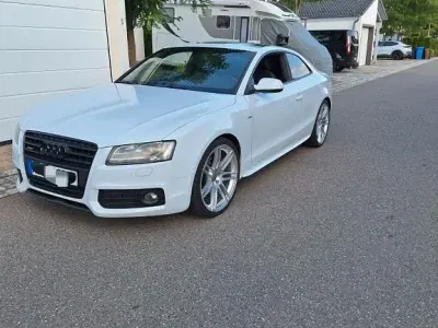 Gebraucht Audi A5 Sport 179 PS (131 kW) 2012 Weiß Coupé
