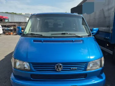 Gebraucht VW T4 102 PS (75 kW) 1999 Blau Van