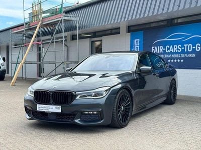 Gebraucht BMW 750 M Sport 400 PS (294 kW) 2017 Grau Limousine