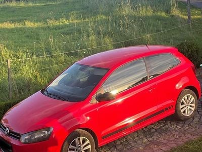 Gebraucht VW Polo 75 PS (55 kW) 2012 Rot Kleinwagen