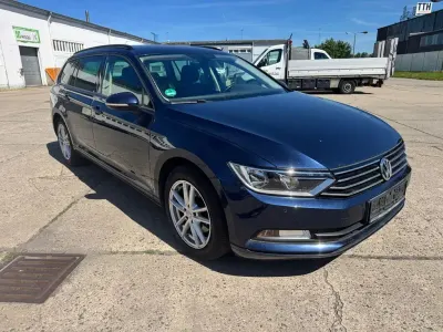 Gebraucht VW Passat 125 PS (91 kW) 2015 Blau Limousine
