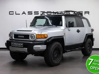 Gebraucht Toyota FJ Cruiser 239 PS (175 kW) 2011 Silber SUV