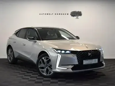 Begagnad DS Automobiles DS4 131 HK (96 kW) 2023 Grå Sedan