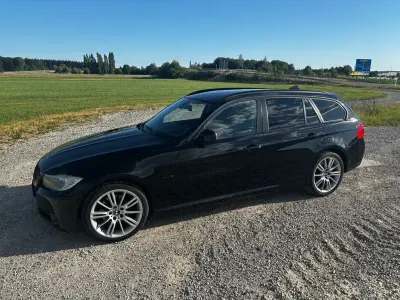 Gebraucht BMW 318 143 PS (105 kW) 2012 Schwarz Kombi