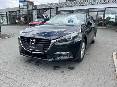 Używany Mazda 3 Exclusive-Line 120 KM (88 kW) 2017 Czarny Sedan/Limuzyna