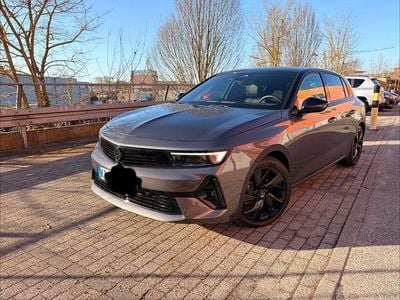 Gebraucht Opel Astra 131 PS (96 kW) 2024 Grau Limousine