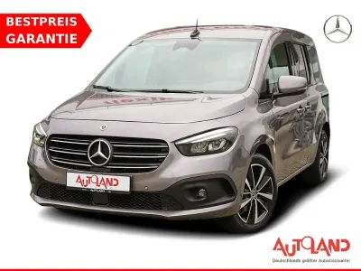 Gebraucht Mercedes T180 Progressive 116 PS (85 kW) 2023 Grau Van / Kleinbus