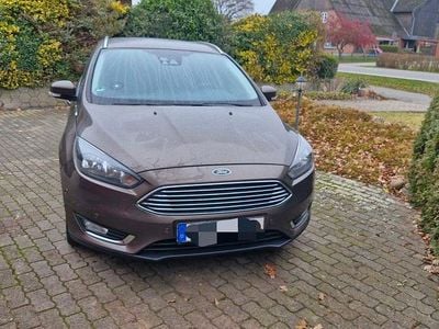 Braun Gebraucht 2018 Ford Focus Titanium Kombi | 6.950 € (Fairer Preis)