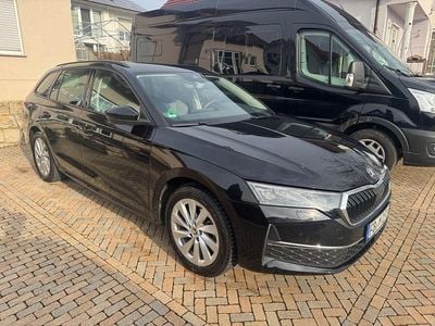 Schwarz Gebraucht 2025 Skoda Octavia Selection Kombi | 28.490 € (Guter Preis)
