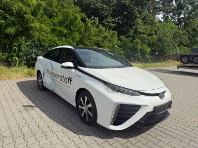 Gebraucht Toyota Mirai Executive 75 PS (55 kW) 2020 Weiß Limousine